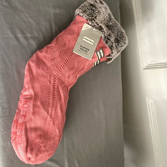 New HUNTER Slipper Socks Pink Faux Fur Knit Brown Gray One Size - Picture 2 of 7